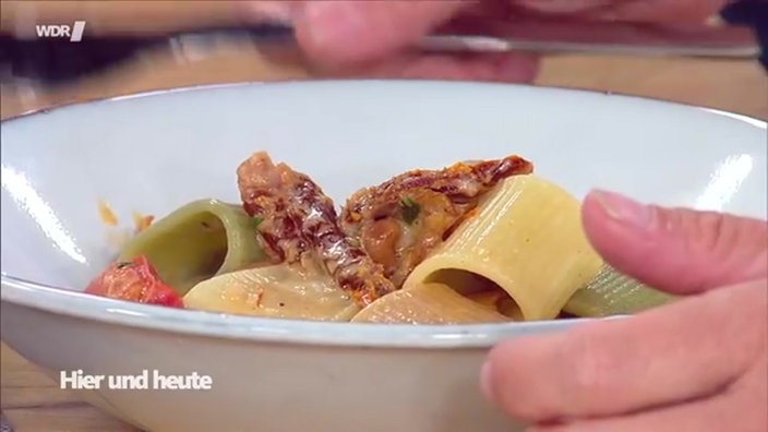 Pfifferlinge in mediterraner Rahmsoße und Paccheri