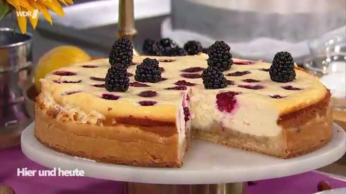 Käsekuchen mit Brombeeren