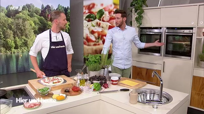 Lars Middendorf und Sven Kroll, Küchenzeile
