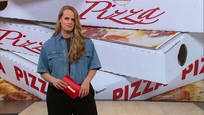 Moderatorin Svenja Kellershohn im Servicezeit Studio