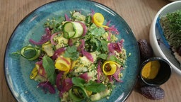 Das Bild zeigt einen Couscous Salat.