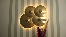 Das Bild zeigt eine selbstgemachte Lampe.