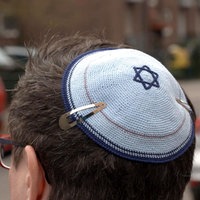 Mann mit Kippa (Symbolbild)