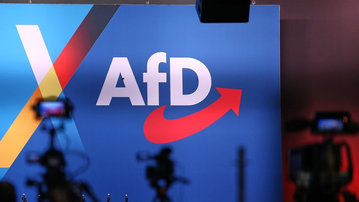 Presserückwand mit dem AfD Logo
