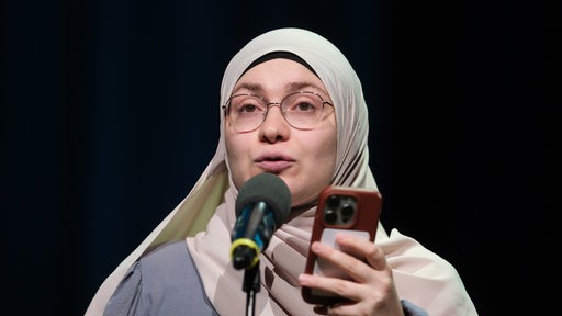 Ayse Irem tritt in der Chemnitzer Stadthalle auf