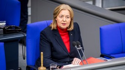 Bärbel Bas als Bundestagspräsidentin am Rande einer Sitzung im Deutschen Bundestag