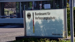 Eingang zum Bundesamt für Verfassungsschutz