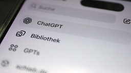 KI-Chatbots und Jugendliche: Wann virtuelle Freunde zur Gefahr werden (können)