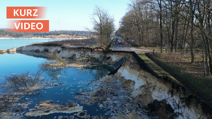 Abgesackte Straße in Coesfeld neben einem Quarzwerk