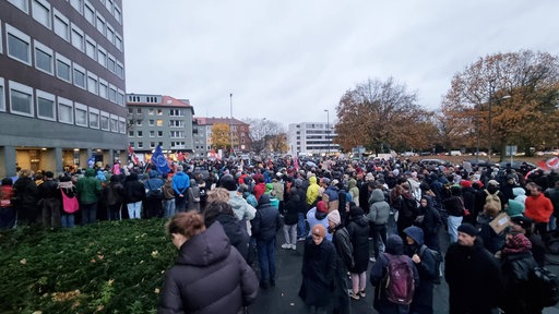 Demonstranten auf dem Ludgeriplatz in Münster