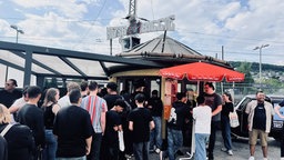 Der SPD-Wahlkampfstand beim Dönerladen „Herr Biggie“