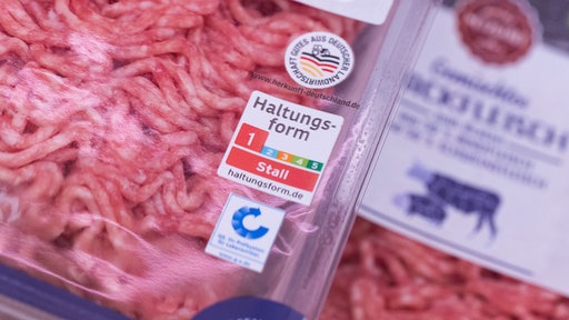 Hackfleisch mit der Kennzeichung der Haltungsform 1