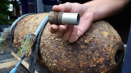  Fliegerbombe aus dem 2. Weltkrieg in der Friedrich Wilhelm Straße in Siegen 