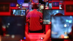 Computerspiel-Fans und Besucher der Spielemesse Gamescom