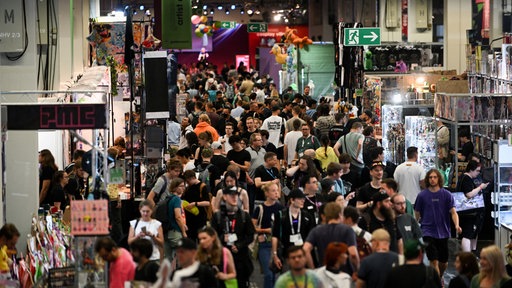 Besucher bei der Gamescom 2025 in Köln