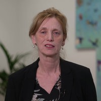 Portrait von Bildungs- und Familienministerin Karin Prien
