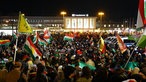 Pro-kurdische Demo vor dem Dortmunder Hauptbahnhof