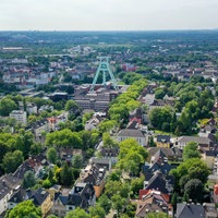Blick über Bochum mit dem Zechenturm vom Deutschen Bergbaumuseum in der Innenstadt
