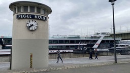 Der Pegelstand in Köln liegt bei "6"
