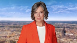 AKS Moderatorin Rebecca Verwerich