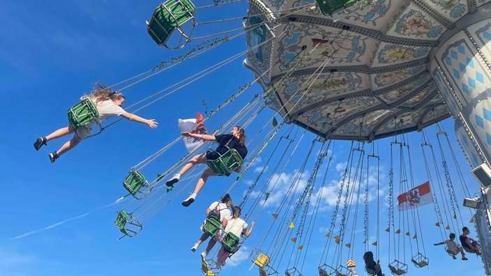 Kettenkarussell auf der Rehinkirmes in Düsseldorf