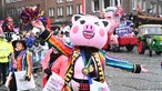 Kostüme auf dem Zug in Düsseldorf