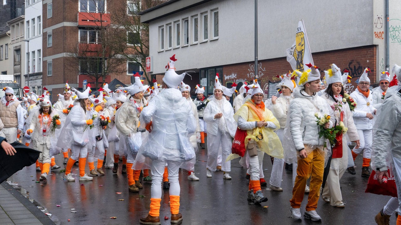 Rosenmontagszug in Aachen