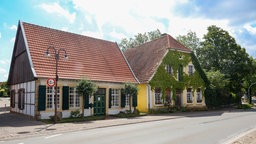 Kornbrennerei-Museum in Saerbeck mit begrünter Fassade