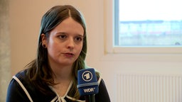 Lina (27), Opfer von sexualisierter Gewalt bei der Deutschand Pfadfinderschaft Sankt Georg (DPSG), im Interview