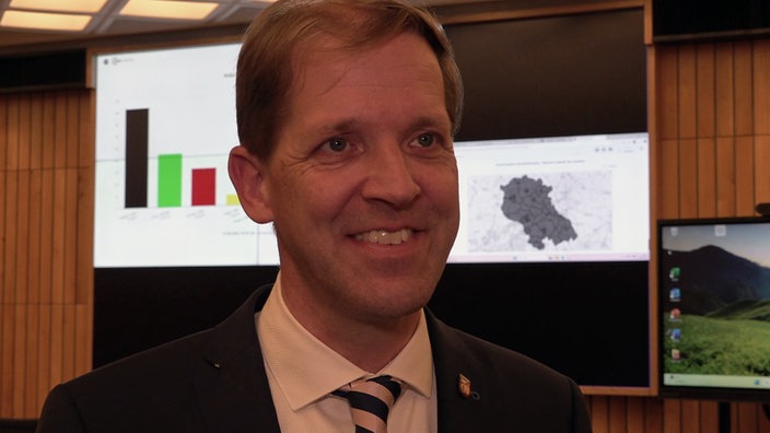 Christian Schulze Pellengahr schaut erleichtert