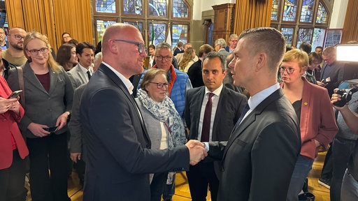 Sören Link (SPD) und Carsten Groß (AfD)