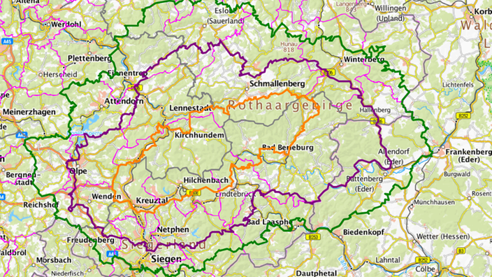 Der aktuelle Verlauf der Sperrzonen im ASP-Gebiet: Kerngebiet (orange), Sperrzone 2 (violett), Sperrzone 1 (grün)