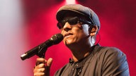 Der deutsche Soul- und R&B-Sänger Xavier Naidoo live beim 25. Blue Balls Festival in Luzern
