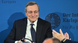 Draghi bei der Preisverleihung
