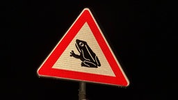 Achtung Kröte Schild.
