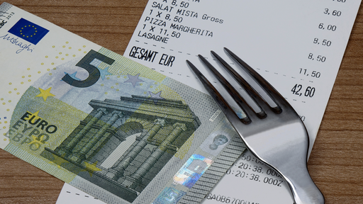 Kassenbon, 5 Euro Schein, Gabel