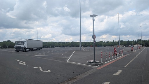 Der neue riesige Open Air Park in Düsseldorf befindet sich inn der finalen Bauphase