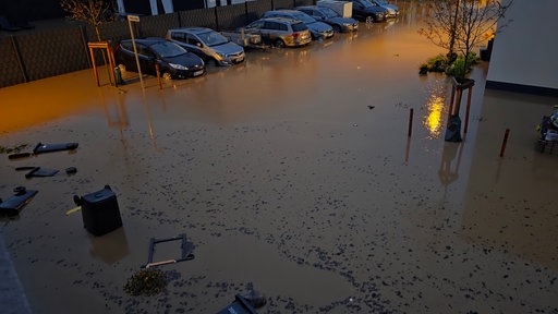 Überschwemmungen nach Starkregen in Bedburg Kaster