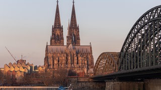 Kölner Dom mit Hohenzollernbrücke