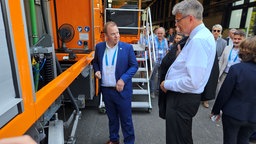 Funktionierende Autobahnen und Brücken machen Verkehr sicherer