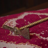 Ein goldener Hammer