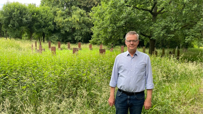 Roland Nachtigäller leitet seit 2022 die Stiftung Insel Hombroich. Hier ist er im Porträt zu sehen.