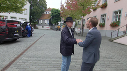 Bürgermeister Schiffer mit weiterer Person 