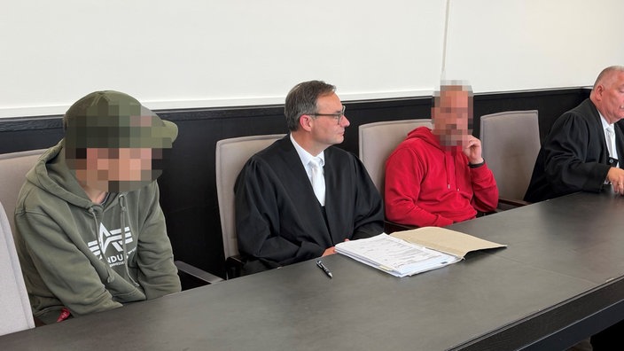 Die Angeklagten bei der Verhandlung