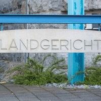 Schild vom Landgericht Bielefeld