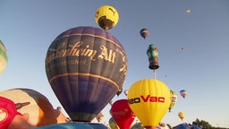 Heißluftballons starten 
