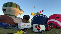 Warsteiner Montgolfiade: 150 bunte Ballone über dem Sauerland 