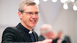 Aufnahme vom Bischof Heiner Wilmer aus Hildesheim.