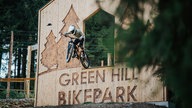 Biker im Green Hill Bikepark Willingen