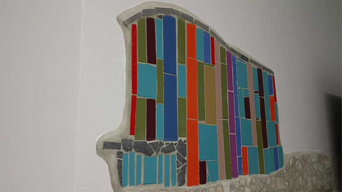 buntes Mosaikbild der Junior Uni
